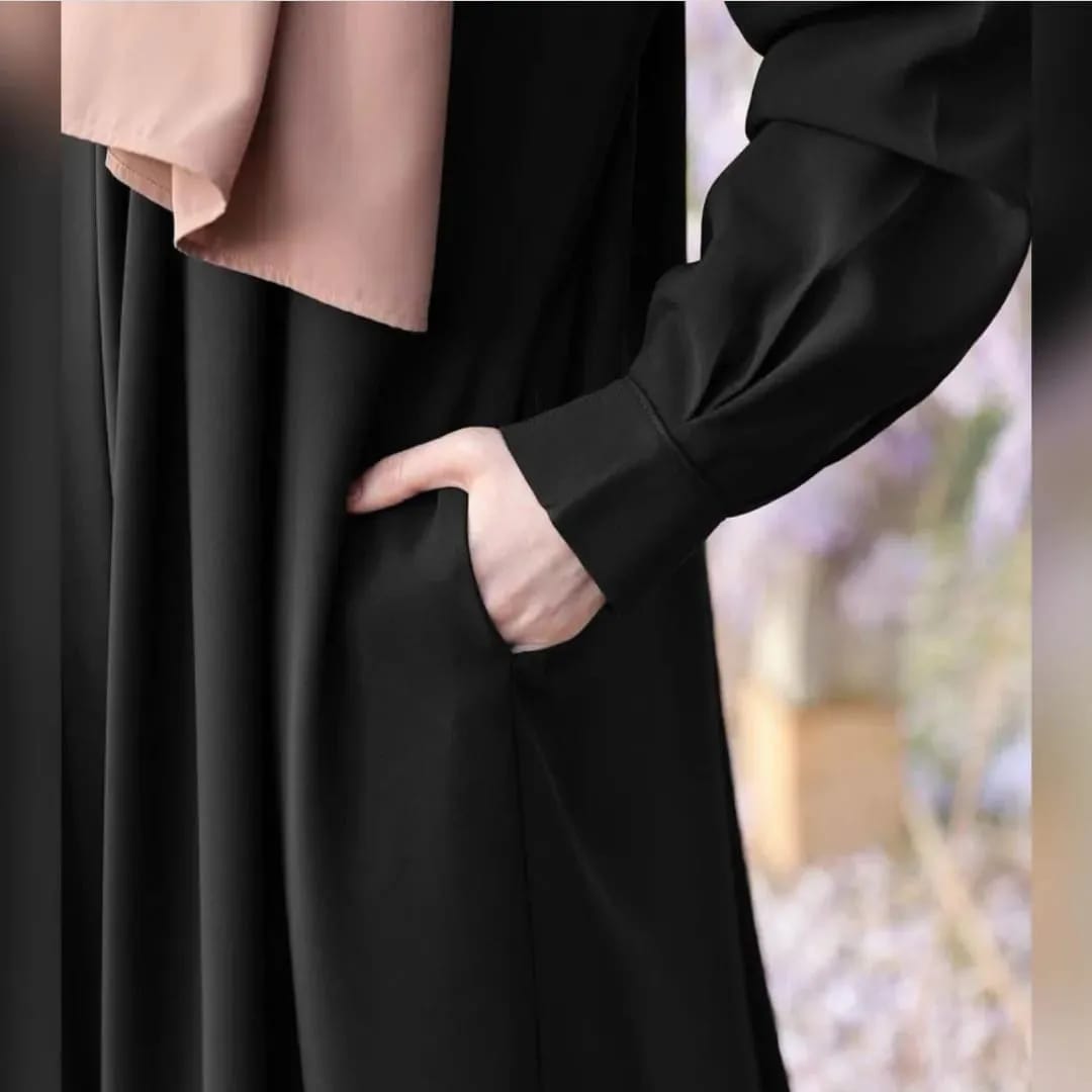 Belth Abaya And Stroller